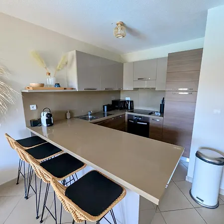 Appartement With Pool View Salina Bay Porto-vecchio *